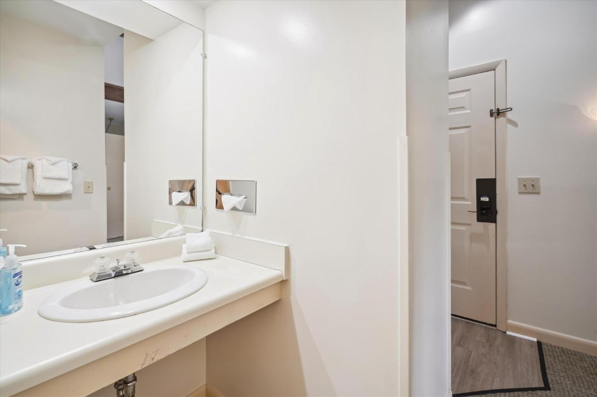 Cedarbrook Deluxe Two Bedroom Suite With Outdoor Heated Pool 21202 Killington Bagian luar foto