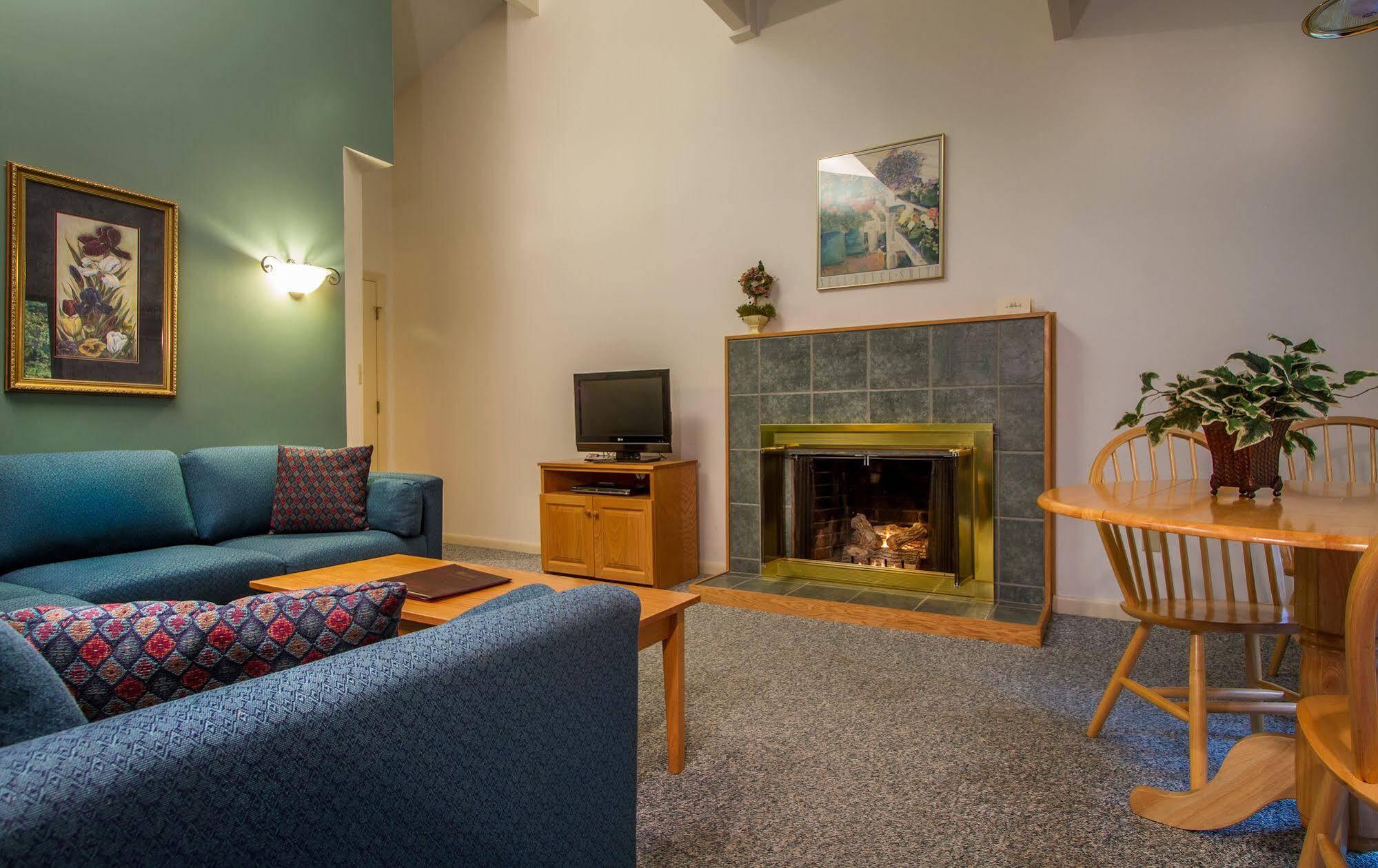 Cedarbrook Deluxe Two Bedroom Suite With Outdoor Heated Pool 21202 Killington Bagian luar foto